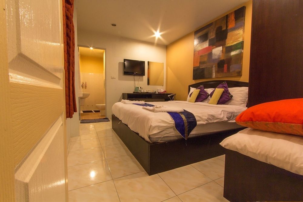 Cool Sea House Hotel Patong Exterior foto