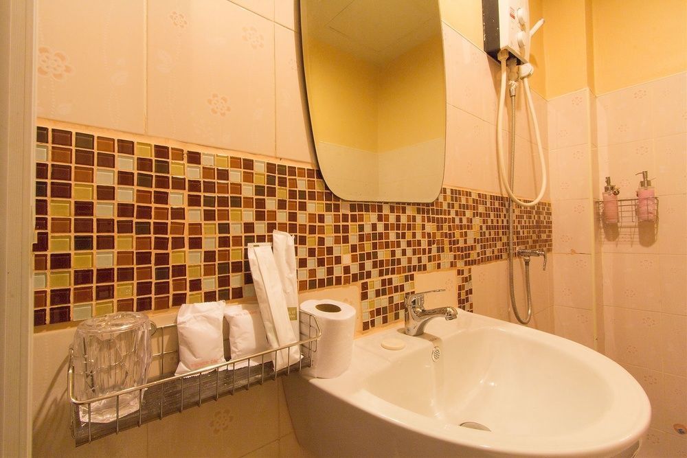Cool Sea House Hotel Patong Exterior foto
