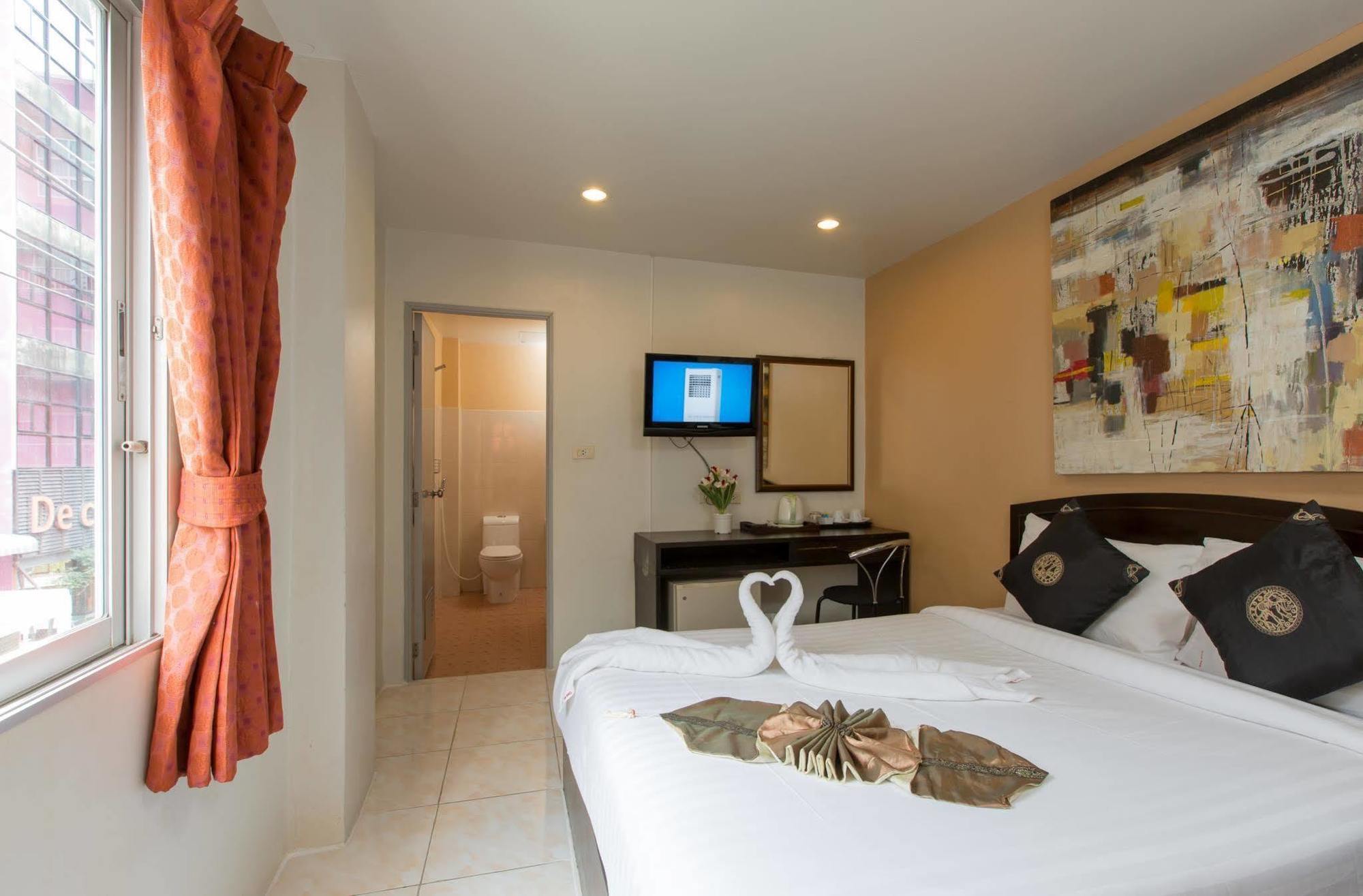 Cool Sea House Hotel Patong Exterior foto